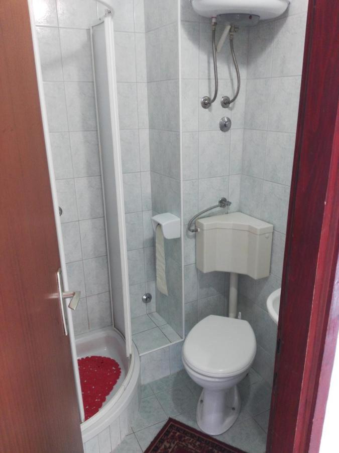 Apartmani Karuza Новаля Екстериор снимка